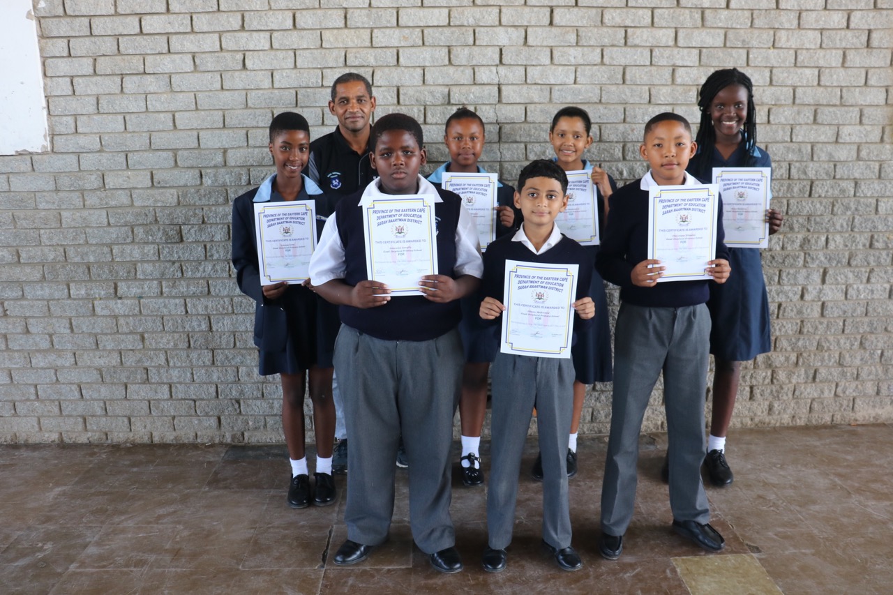 Good Shepard Primary School learners with educator Alton Jegels.