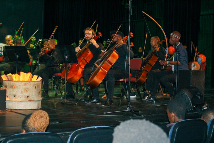 Strings crew, along with Uhadi player, Zanethemba Mdyogolo. Photo: Malikhanye Mankayi
