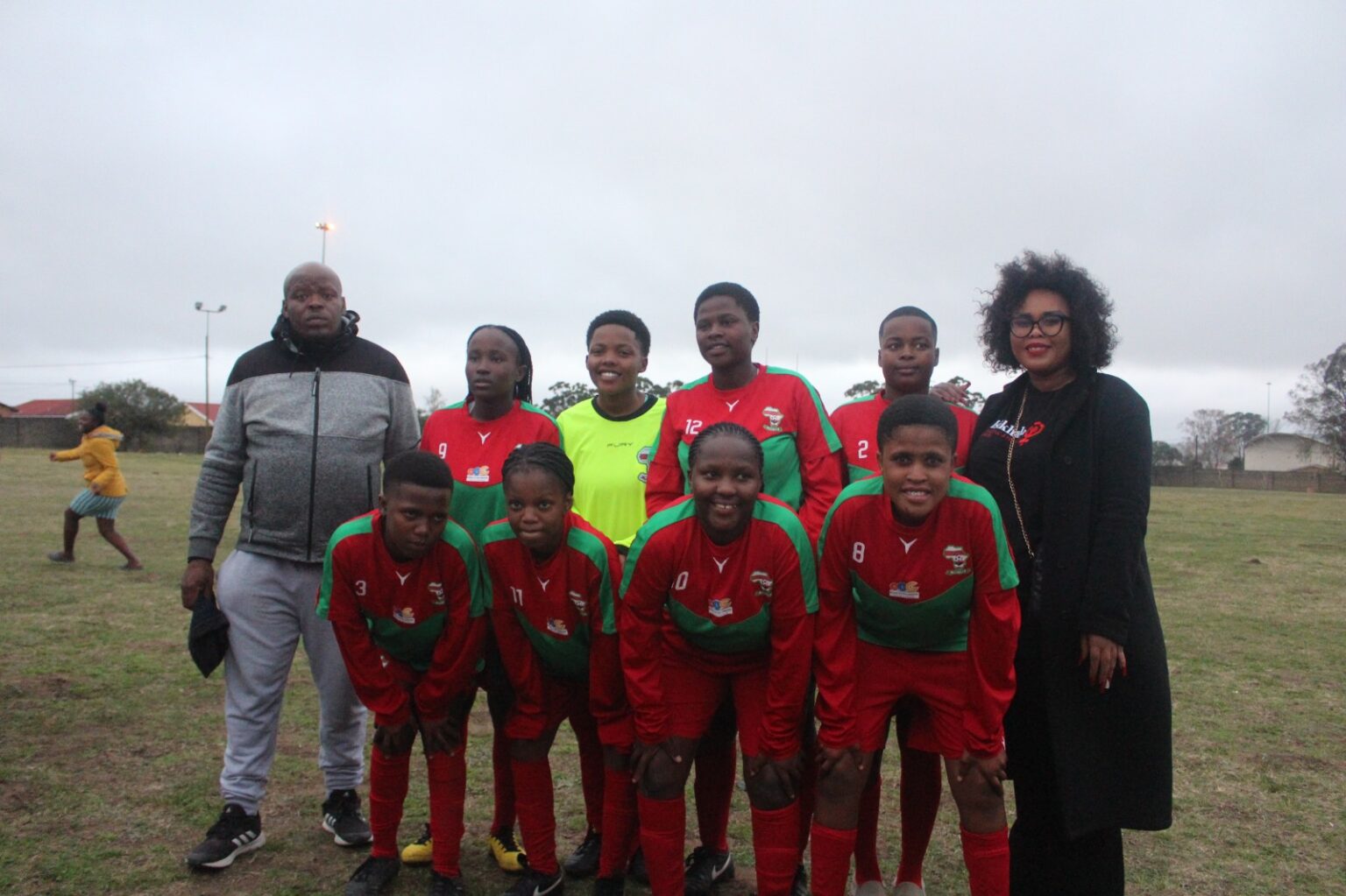 2023 Diski Queens 7s champions with MCF's Thandisizwe Matebese and Isikhalo womxns movement Anelisa Bentele