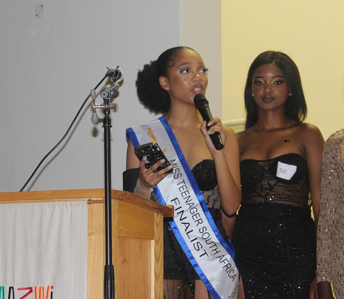 Miss Teenager South Africa pageant finalist Elam Magula, speaking to the audience during the pageant. Photo: Malikhanye Mankayi