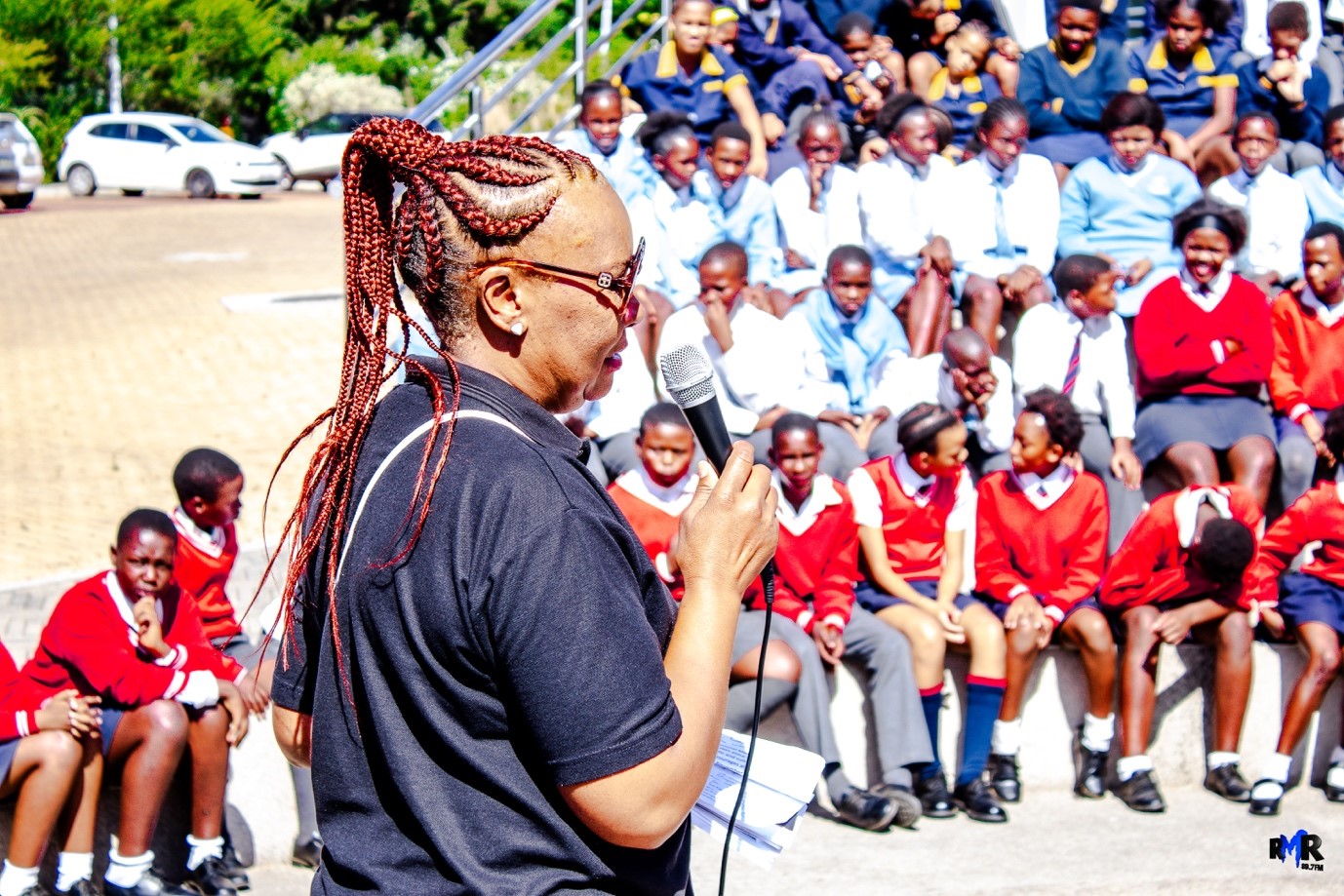 Amazwi Museum Education officer Nozipho Madinda speaking to the learners. Photo: Azlan Makalima