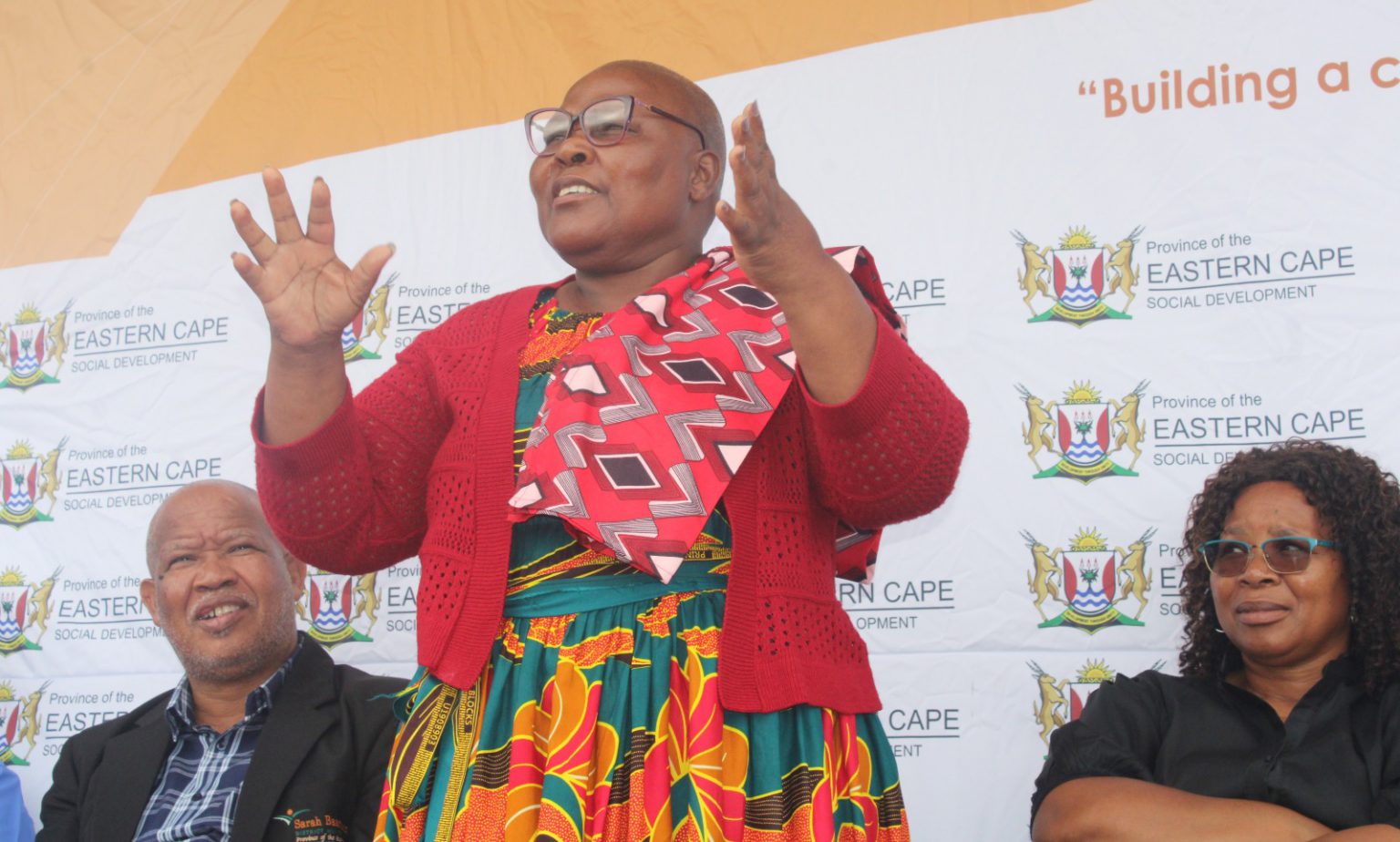 MEC Bukiwe Fanta addressing TEM Mrwetyana High School learners on Thursday. Sarah Baartman District Municipality mayor Deon De Vos, left, and principal Nomalungelo Tambo, look on. Photo by Luvuyo Mjekula