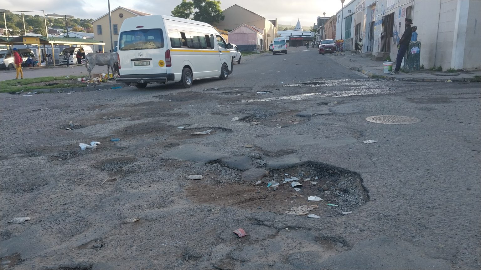 Bad roads are a common sight in the Makana Municipality. It is hoped that the recently secured grant funding will go a long way in improving the situation. Photo: Luvuyo Mjekula