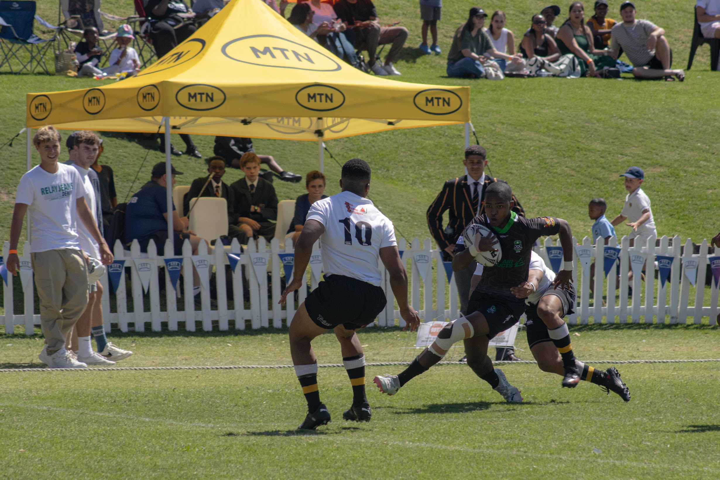 Queens College vs Pearsons High School at the Graeme College rugby festival. Photo: Rikie Lai