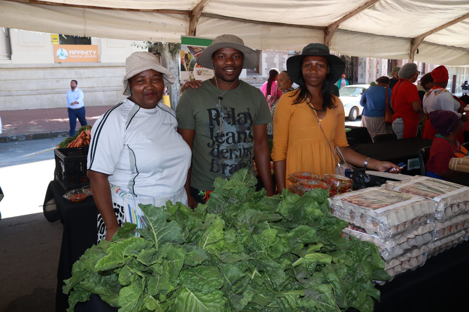 Ilithalethu vegetable producers at the Makhanda and Food Trade Fair on Church Square on Friday 8 March. Photo: Khanyisa Khenese.