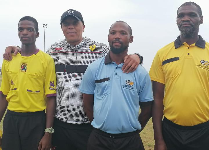 Doctor "16V" Khumalo with the match officials. Photo: Chris Totobela