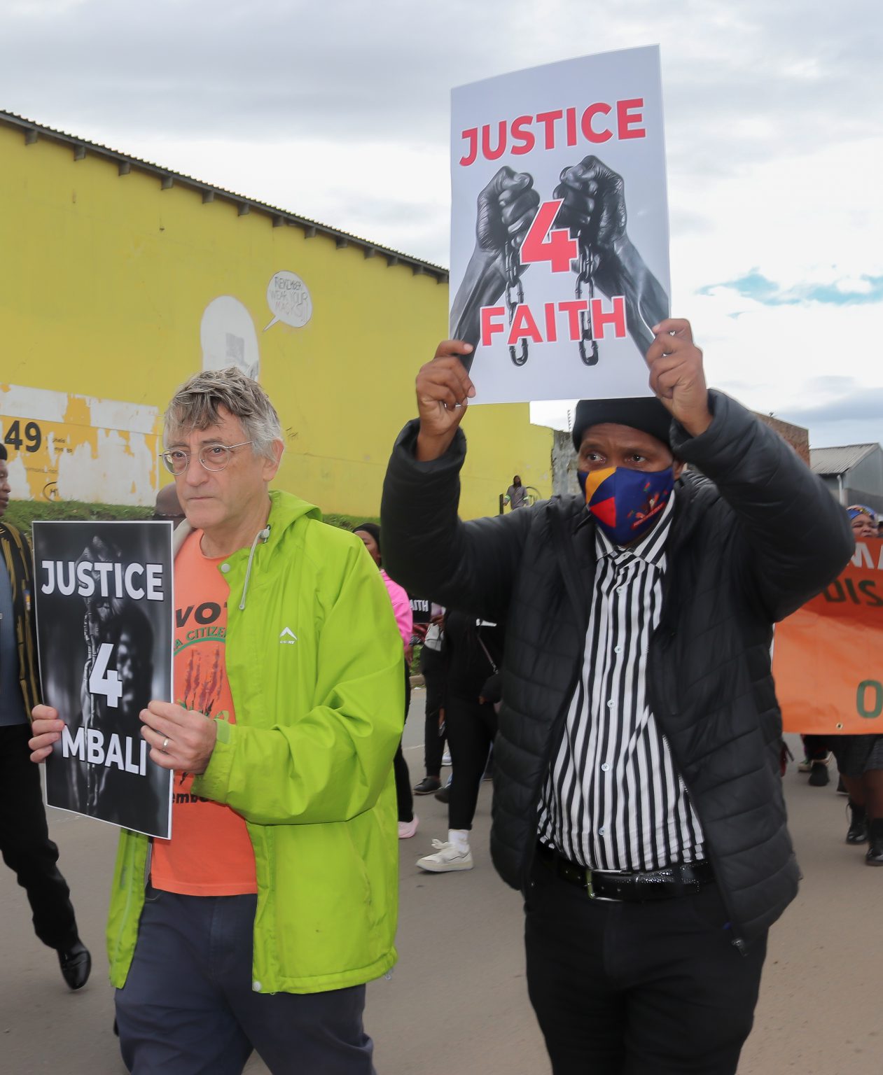 ‘Mabavalelwe ababulele uNopopi noMbali’