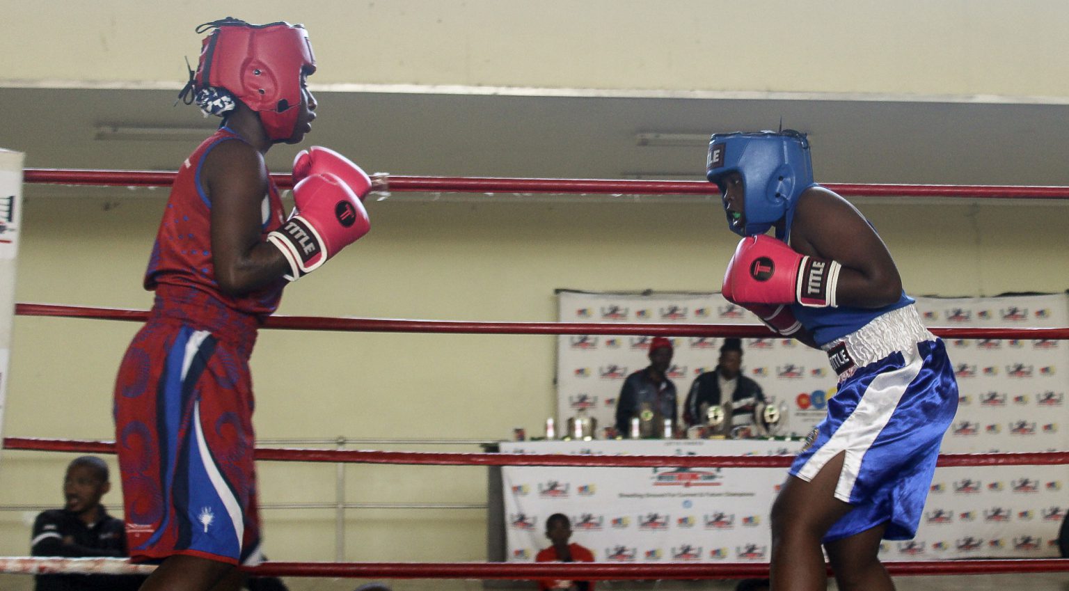 Makhanda's Lelethu Cunge (left) in action against Lona Aba in the all-women boxing tournament hosted by Mfuzo Boxing Club at the Hlalani community hall last weekend. Photo: Chris Totobela