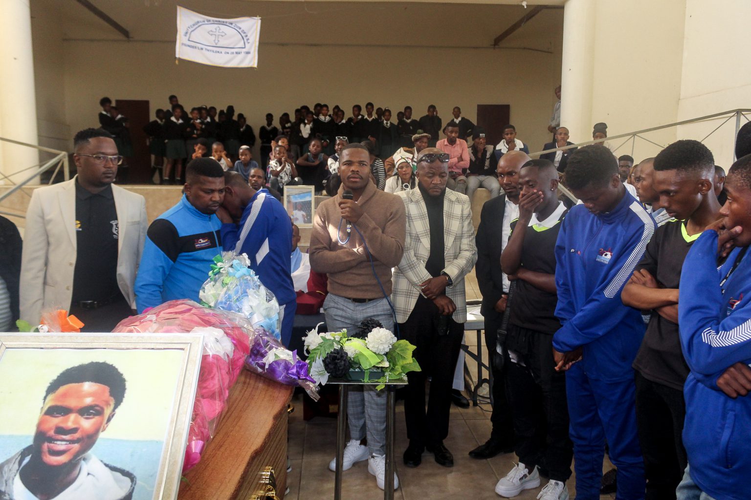 Tragedy befalls Makhanda football again The community of Makhanda in mourning during the funeral service of 18-year-old Asonge Phongolo in Extension 9 on Saturday. Phongolo, a talented soccer player, was stabbed to death recently. Photo: Chris Totobela