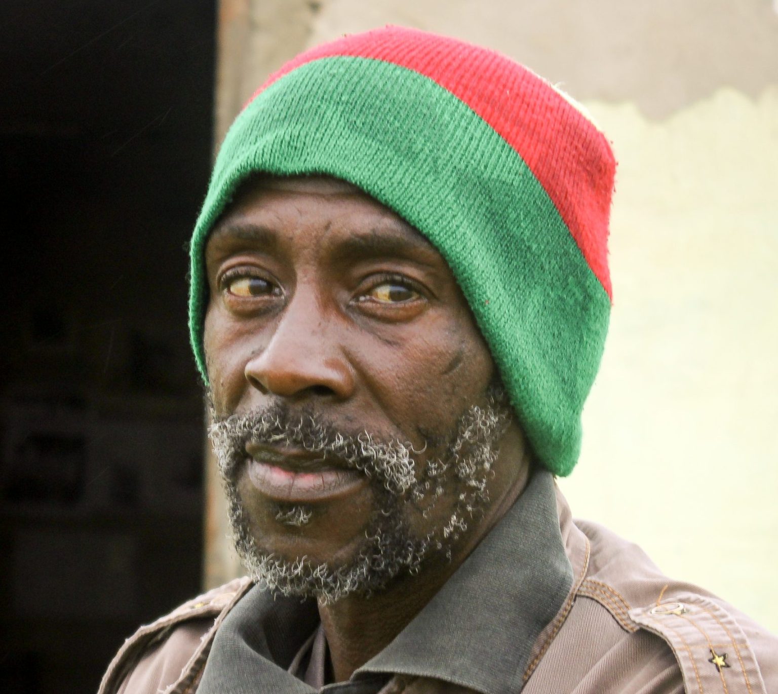 Sakhuluntu fights for space and support